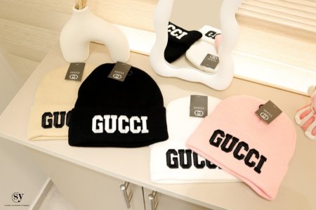 طاقية Gucci